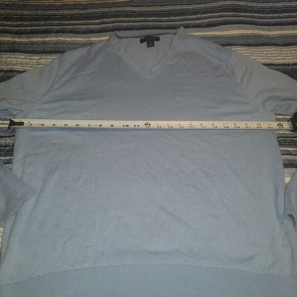 Banana Republic Size XL Two Luxury Men's Blue Sweaters Wool and Silk Preppy - Picture 10 of 11